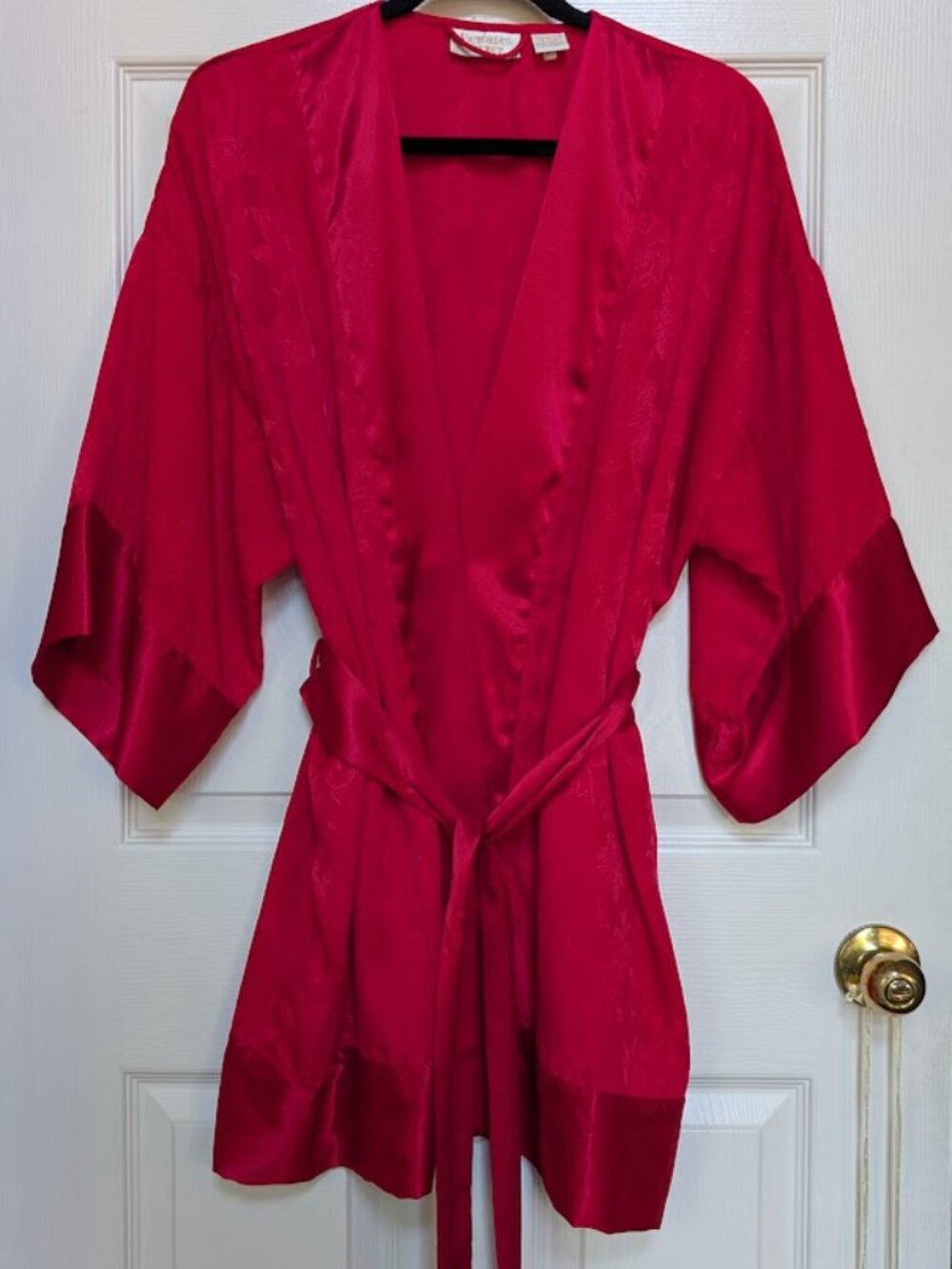 Vintage Victoria's Secret Red Satin Floral Jacquard Robe Gold Label Kimono